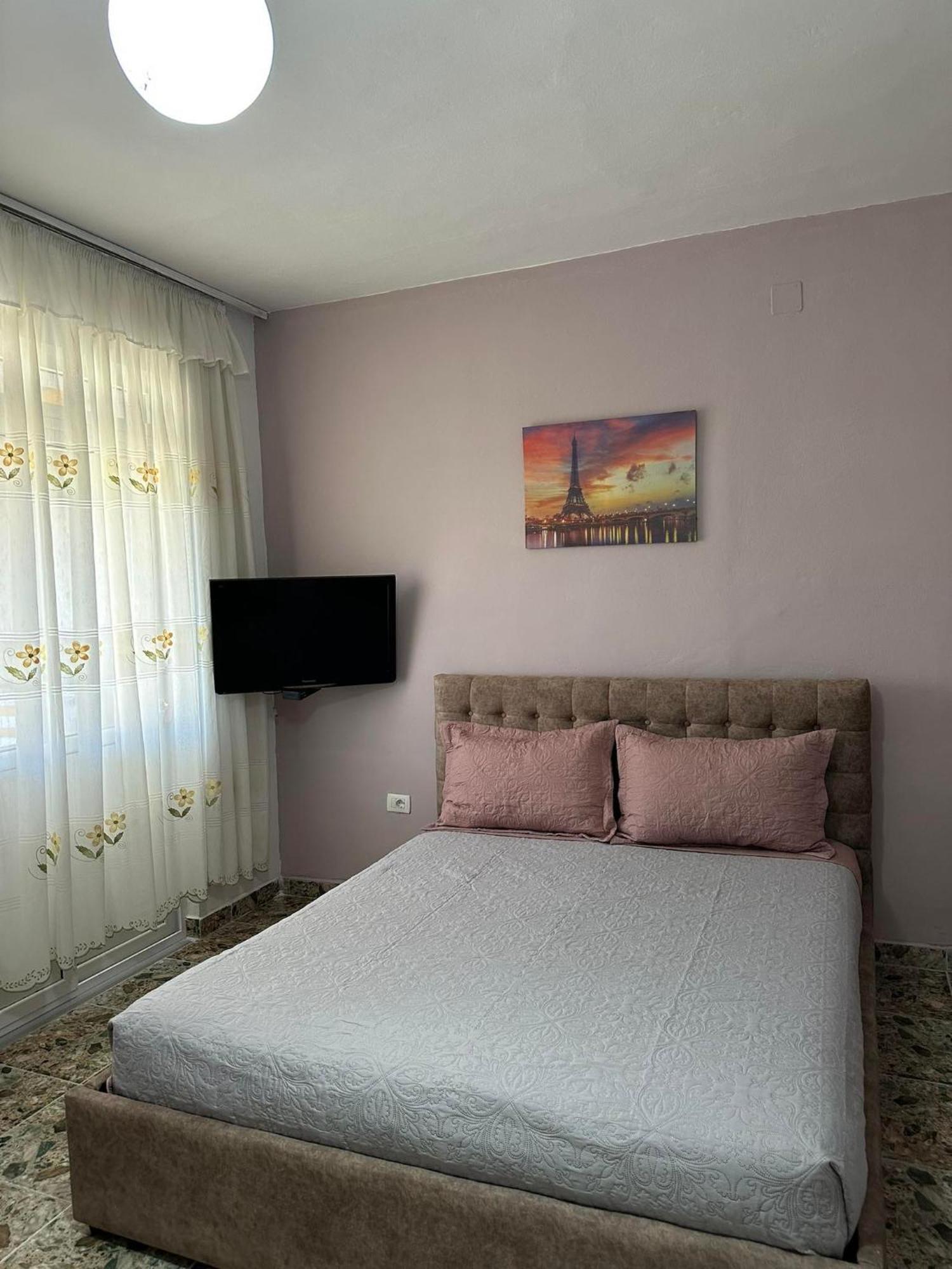 Elite Inn Vlorë Екстериор снимка