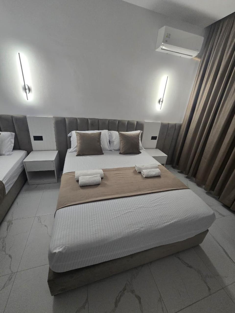 Elite Inn Vlorë Екстериор снимка