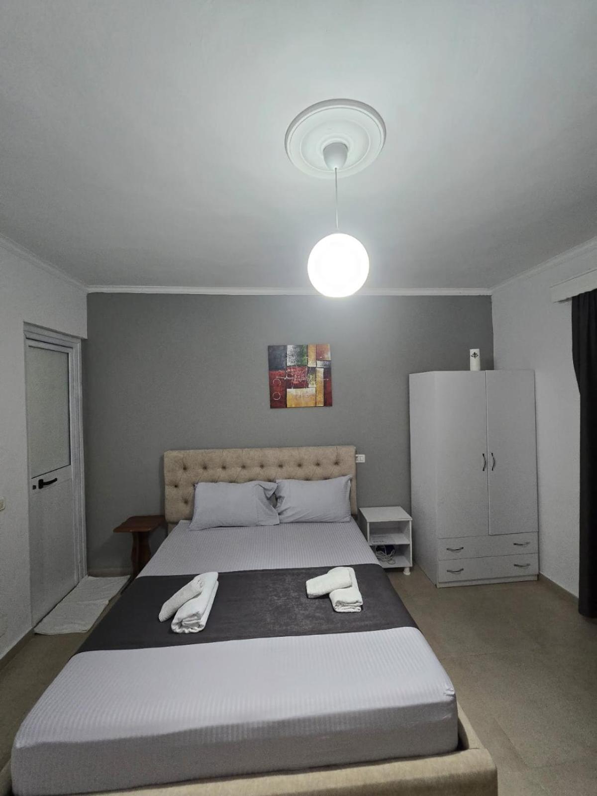 Elite Inn Vlorë Екстериор снимка