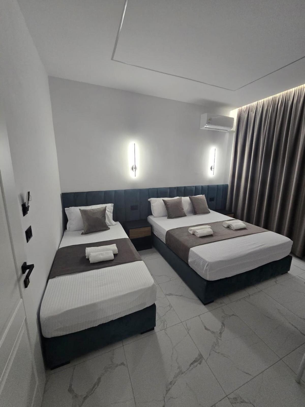Elite Inn Vlorë Екстериор снимка